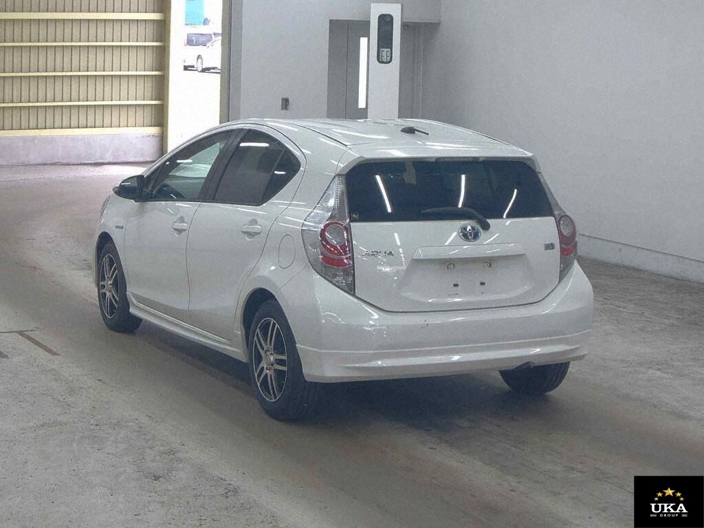 2013 Toyota Aqua