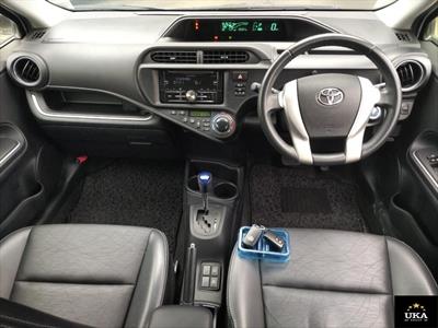 2013 Toyota Aqua - Thumbnail