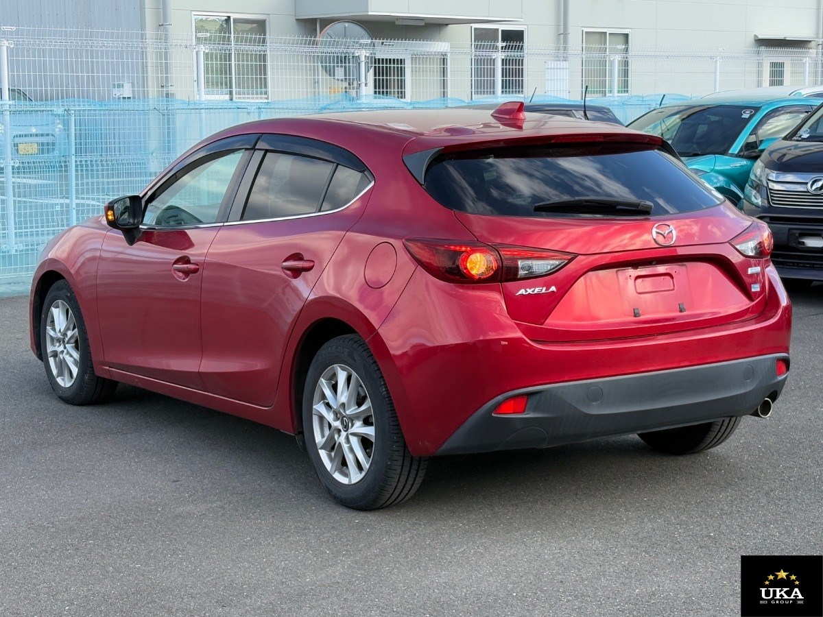 2014 Mazda Axela