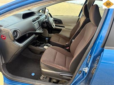 2014 Toyota Aqua - Thumbnail