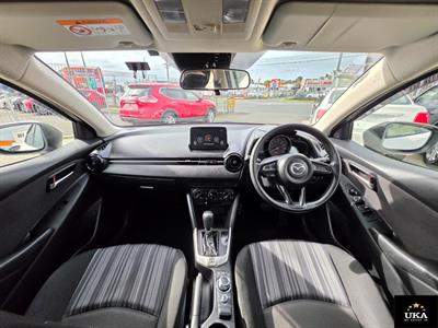 2021 Mazda 2 - Thumbnail