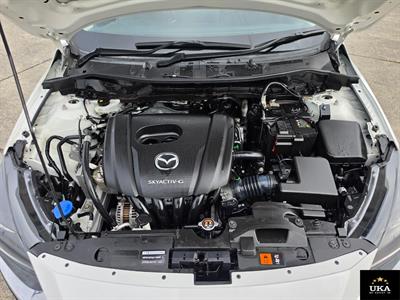 2021 Mazda 2 - Thumbnail
