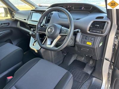 2019 Nissan Serena - Thumbnail