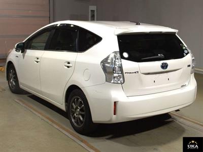 2013 Toyota Prius - Thumbnail
