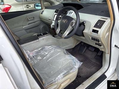 2013 Toyota Prius - Thumbnail