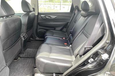 2015 Nissan X-Trail - Thumbnail