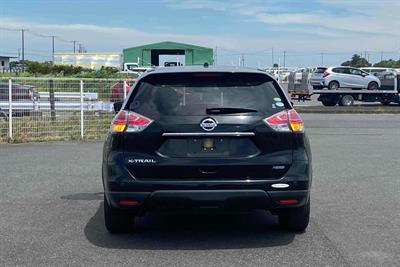 2015 Nissan X-Trail - Thumbnail