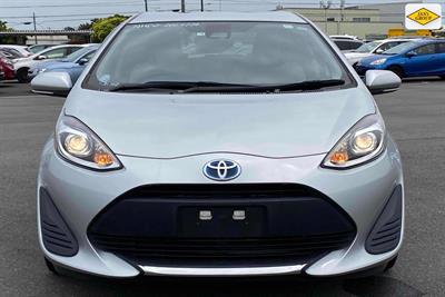 2020 Toyota Aqua - Thumbnail