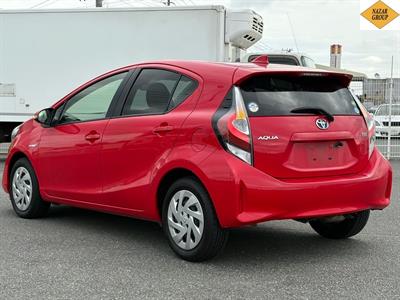 2018 Toyota Aqua - Thumbnail