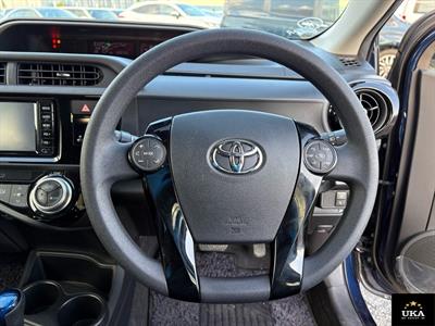 2016 Toyota Aqua - Thumbnail