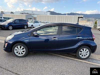 2016 Toyota Aqua - Thumbnail