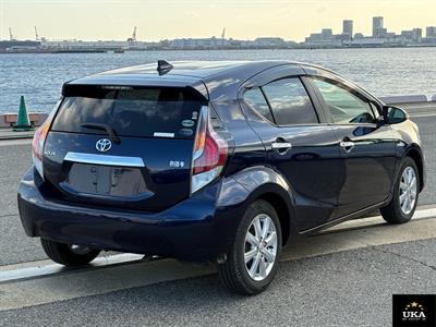 2016 Toyota Aqua - Thumbnail