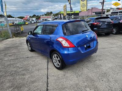 2015 Suzuki Swift - Thumbnail