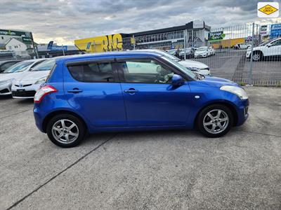 2015 Suzuki Swift - Thumbnail