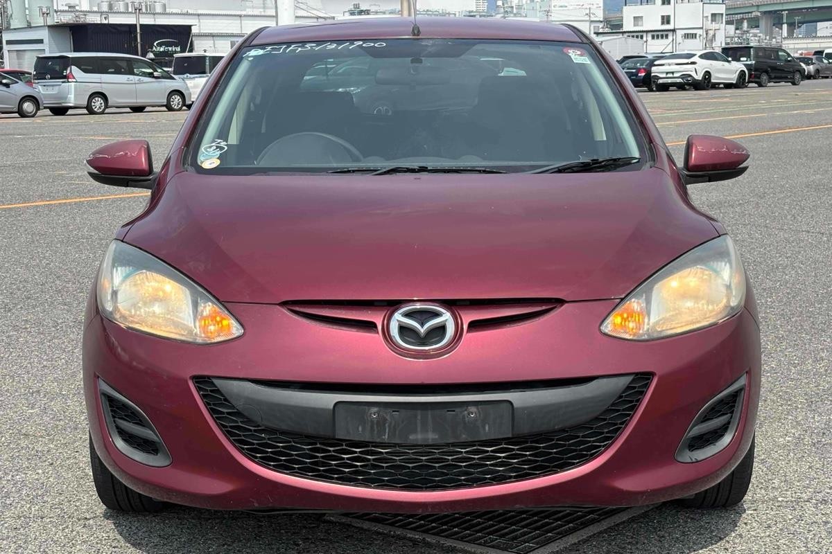 2012 Mazda Demio