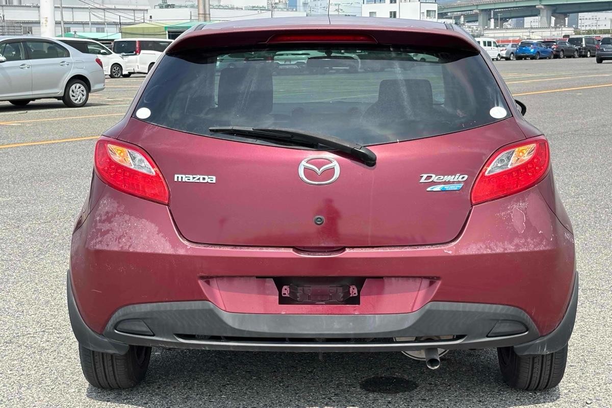 2012 Mazda Demio