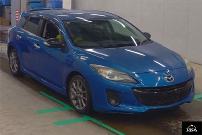 2013 Mazda Axela