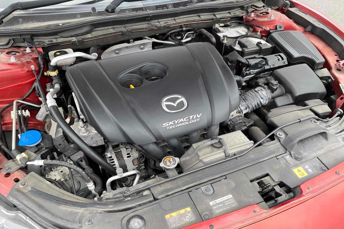 2015 Mazda Atenza
