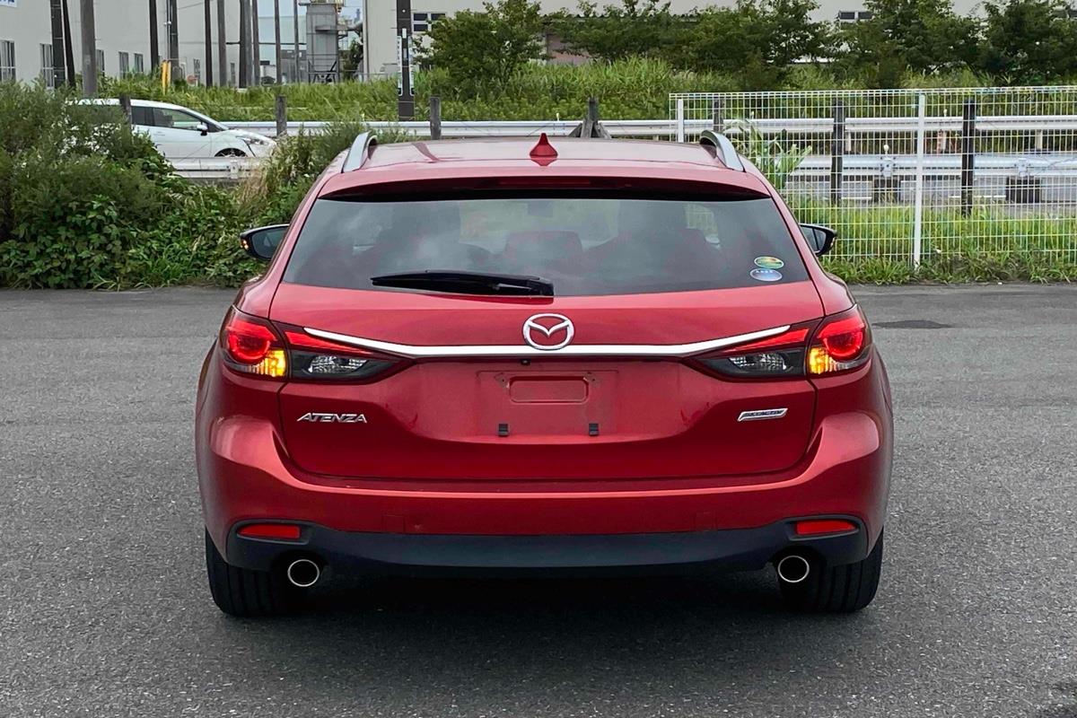 2015 Mazda Atenza