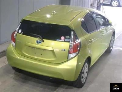 2015 Toyota Aqua - Thumbnail