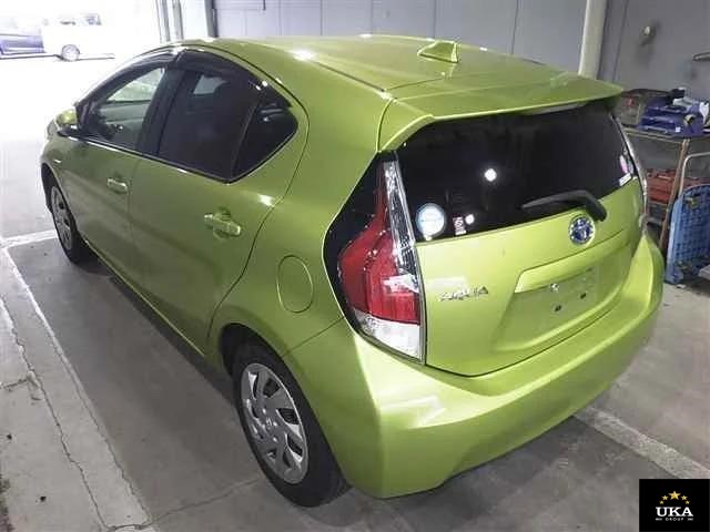 2015 Toyota Aqua