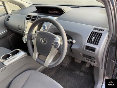 2012 Toyota Prius - Thumbnail