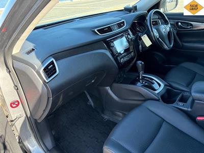2015 Nissan X-Trail - Thumbnail