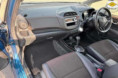 2013 Honda Shuttle - Thumbnail