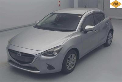 2016 Mazda Demio