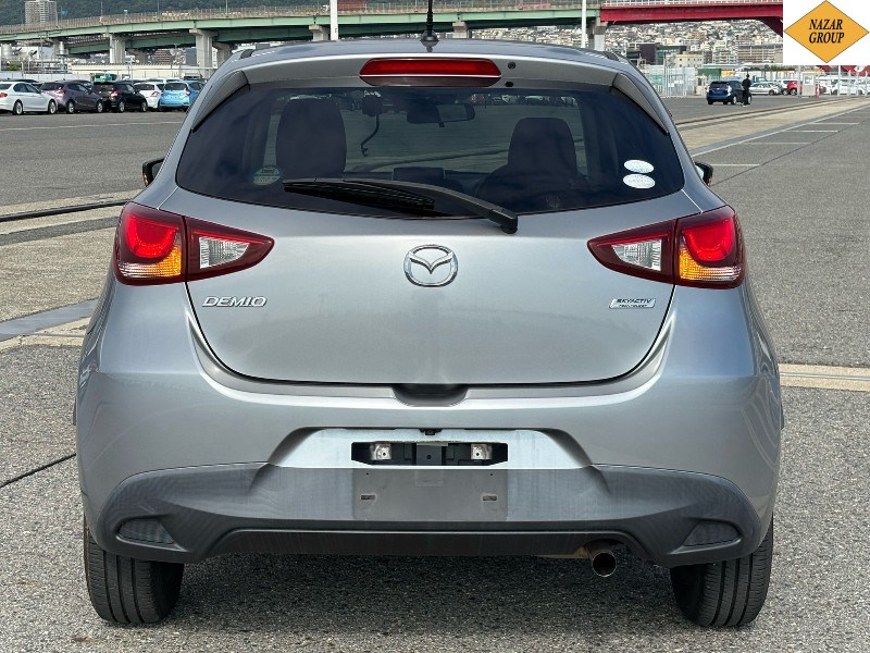 2016 Mazda Demio