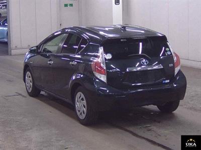 2016 Toyota Aqua - Thumbnail