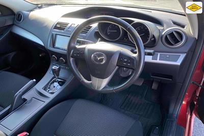 2013 Mazda Axela - Thumbnail