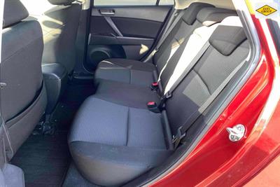 2013 Mazda Axela - Thumbnail