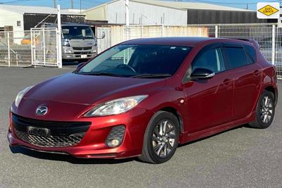 2013 Mazda Axela - Thumbnail
