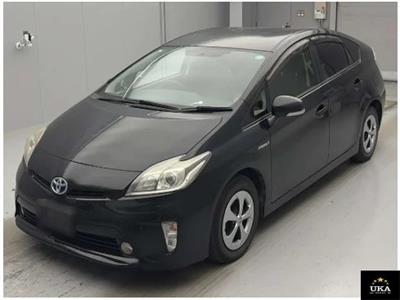 2015 Toyota Prius - Thumbnail