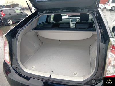 2015 Toyota Prius - Thumbnail