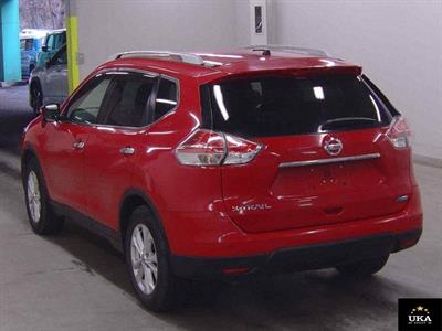 2015 Nissan X-Trail - Thumbnail