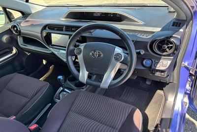 2016 Toyota Aqua - Thumbnail