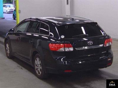 2015 Toyota Avensis - Thumbnail