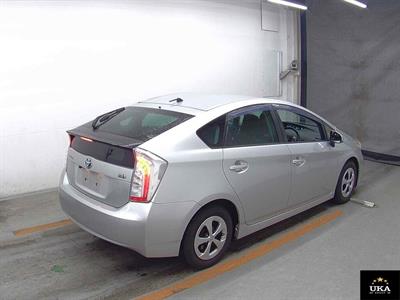 2014 Toyota Prius - Thumbnail