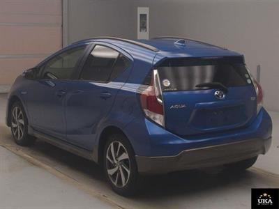2016 Toyota Aqua - Thumbnail