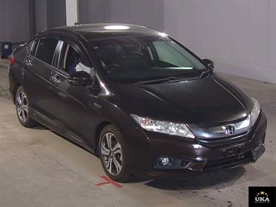 2014 Honda Grace - Thumbnail