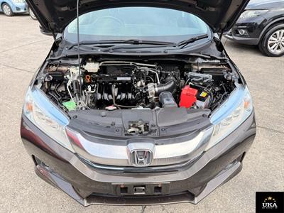 2014 Honda Grace - Thumbnail