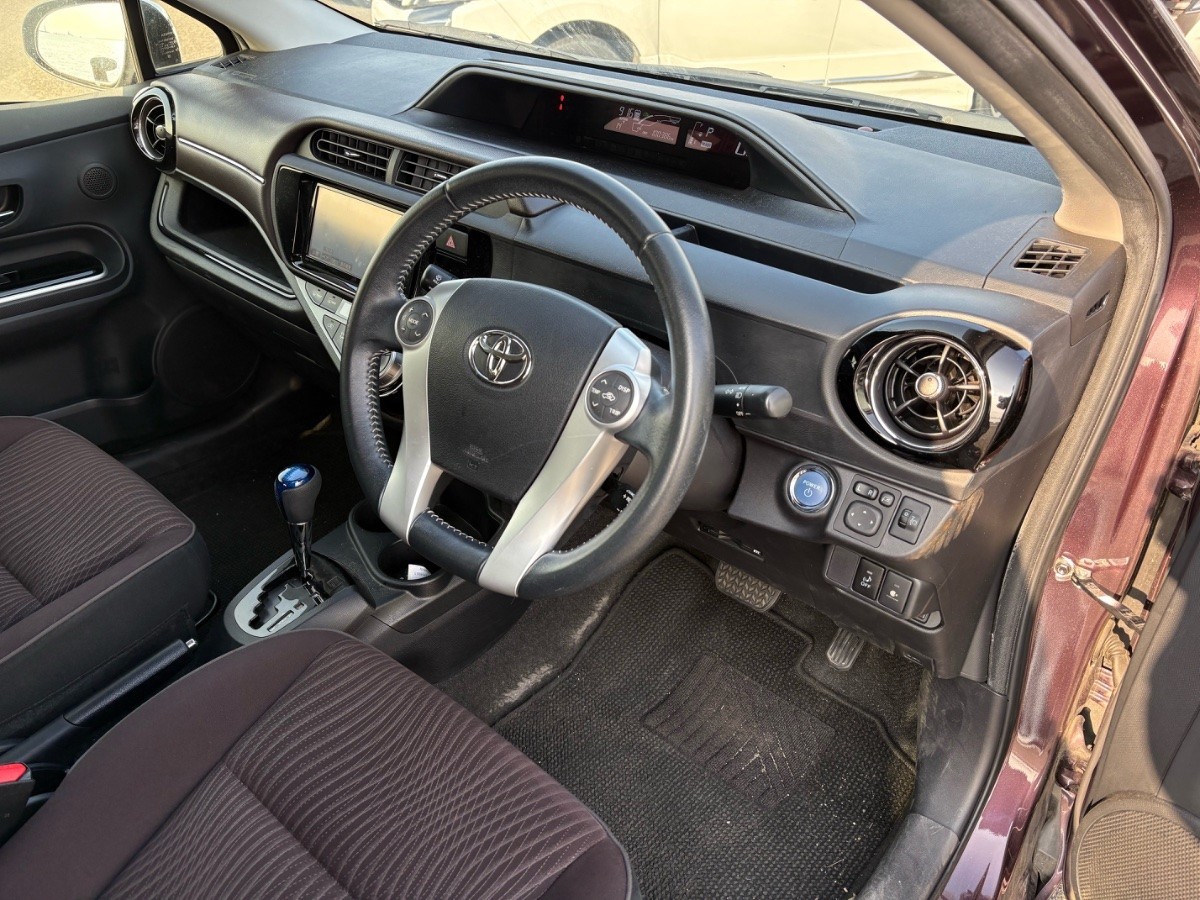 2015 Toyota Aqua