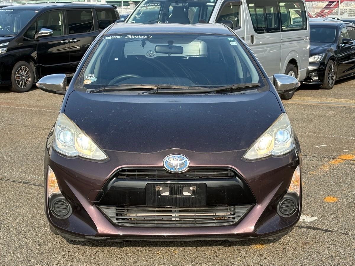 2015 Toyota Aqua