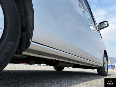 2014 Nissan Serena - Thumbnail