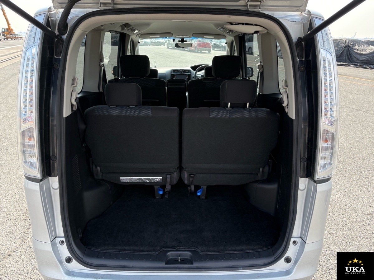 2014 Nissan Serena