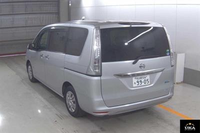 2014 Nissan Serena - Thumbnail