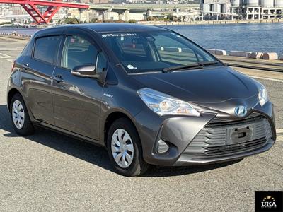 2017 Toyota Vitz