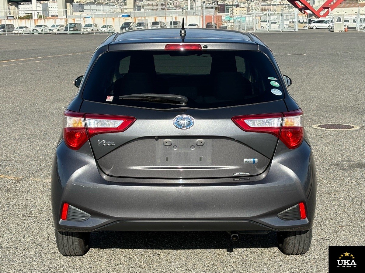 2017 Toyota Vitz